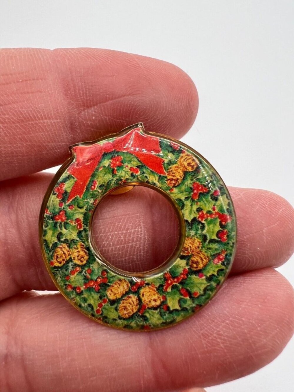 Vintage Christmas Brooches Pins Set of 13 Metal Stone Plastic Unsigned - Picture 7 of 16